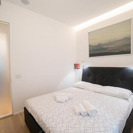 Navigli-Centro-Universita, Amazing New Apartment Милан Экстерьер фото